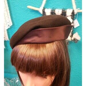 Vtg 1950s Women Brown Felt Satin Asymmetric Stylish Hat New York Creations Sz 22